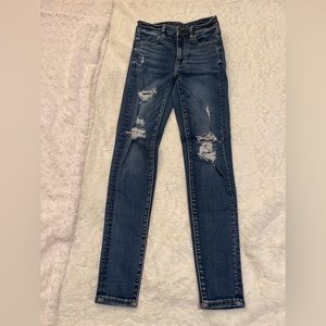American Eagle skinny jean(with rips)! Size:0(long),Color:Blue